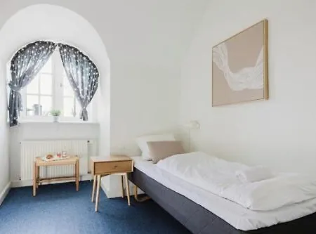 Danhotel 2*
